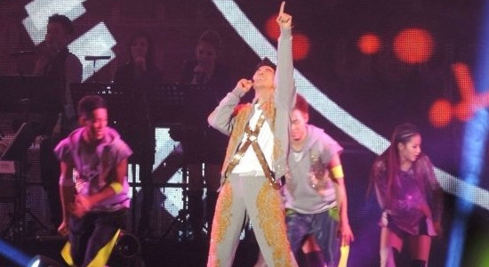 婚后王力宏南寧熱情開(kāi)唱 婚后王力宏南寧熱情開(kāi)唱