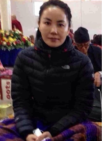 網(wǎng)友曝王菲現(xiàn)身泰國(guó)參加禪修班。