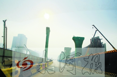 　三環(huán)大“項(xiàng)圈”，西、北兩段預(yù)計(jì)年底通車