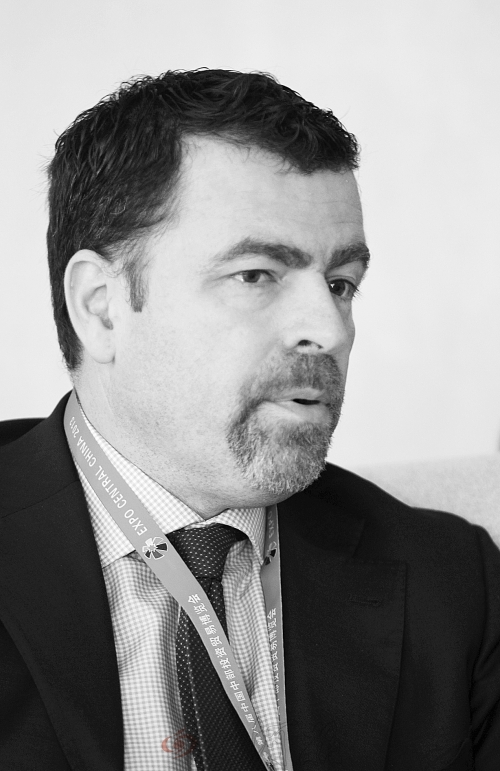 　　狄可為：“現(xiàn)在，雀巢正在改變歷史，中部時(shí)代來(lái)臨了！”