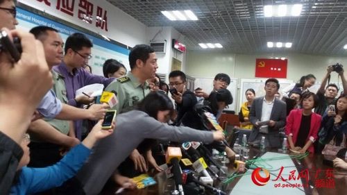 廣州軍區(qū)廣州總醫(yī)院發(fā)布會(huì)現(xiàn)場(chǎng)。