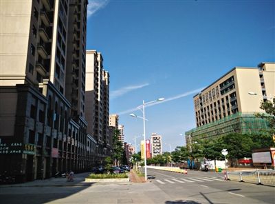 5月12日，泉州洛江區(qū)雙陽。知情人稱，徐鋼任期內(nèi)，在洛江區(qū)任職的謝清平協(xié)助徐鋼的表親在這里拿地。