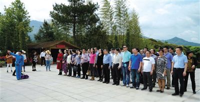 互聯(lián)網大V輪訓政協(xié)副主席授課