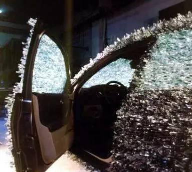 驚！車主用玻璃渣改裝瑪莎拉蒂