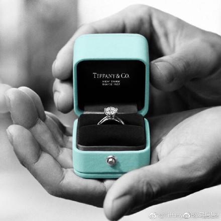 張馨予的婚紗成了淘寶爆款，知道價格后讓人大跌眼鏡！