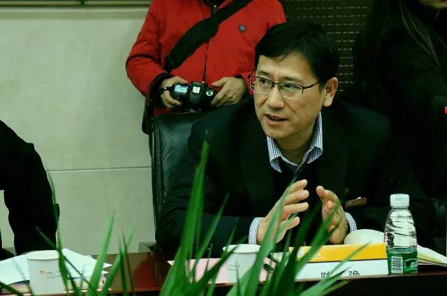 互動(dòng)結(jié)束后華潤燃?xì)獾年愒タ傄矊?duì)各位達(dá)人們提出的問題一一作出解答，可是讓大家伙兒們相當(dāng)滿意呢！