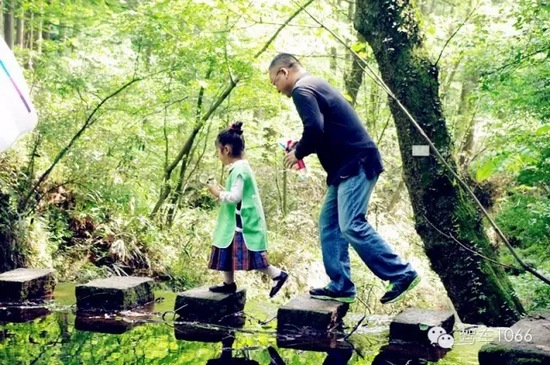 寶貝，爸爸會(huì)永遠(yuǎn)在你身后保護(hù)你