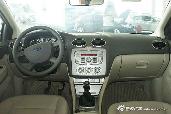 ?？怂箖蓭?jīng)典1.8MT 時尚型