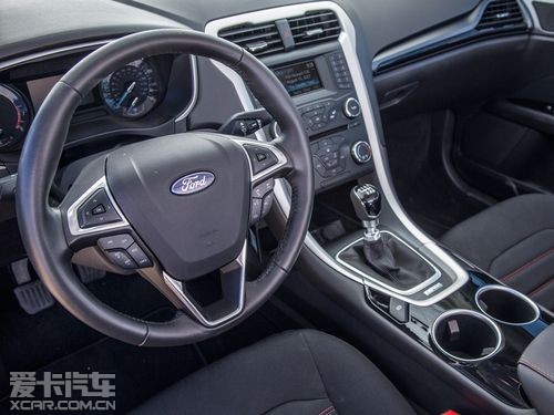 福特第二代Fusion的內(nèi)飾 福特第二代Fusion的內(nèi)飾