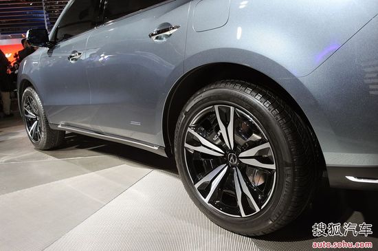 新款謳歌MDX紐約車(chē)展發(fā)布