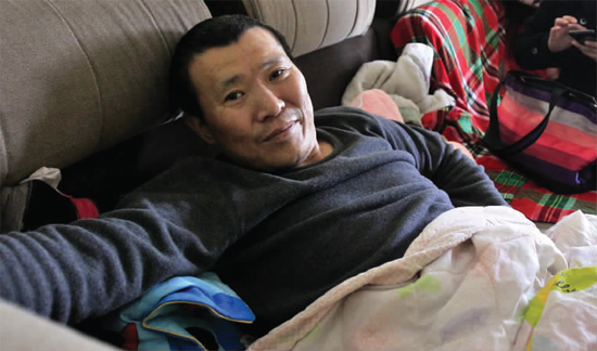 11月11日，李剛病情再次惡化，在眾多朋友的鼓勵下，他將再赴西安進行手術(shù)治療