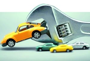 國慶節(jié)起，由國家質(zhì)檢總局發(fā)布的《家用汽車產(chǎn)品修理、更換、退貨責(zé)任規(guī)定》(簡稱汽車“三包”)將正式實施。不少業(yè)內(nèi)人士表示，汽車“三包”政策的落實，二手車市場或?qū)⒌靡浴跋磁啤薄? oldsrc=