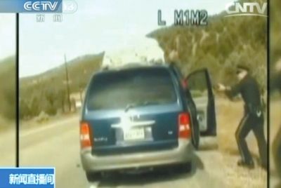 1察第一次讓費(fèi)雷爾下車。