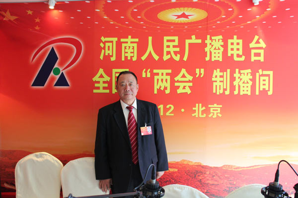 三全董事長(zhǎng)陳澤民做客河南電臺(tái)《政府在線》全國(guó)兩會(huì)直播室