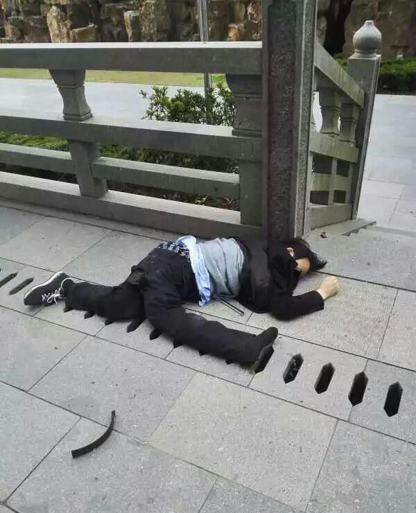 無錫市委副書記蔣洪亮跳塔自殺現(xiàn)場(chǎng)圖