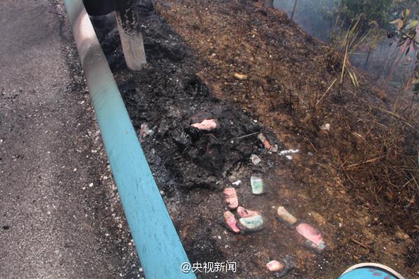 廣西運鈔車起火燒毀11箱鈔票 廣西運鈔車起火燒毀11箱鈔票