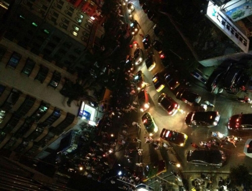 廣東:女店員舉報小偷慘遭割喉現(xiàn)場 廣東:女店員舉報小偷慘遭割喉現(xiàn)場