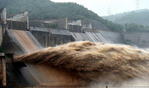 黃河小浪底調(diào)水調(diào)沙 場面震撼 黃河小浪底調(diào)水調(diào)沙 場面震撼