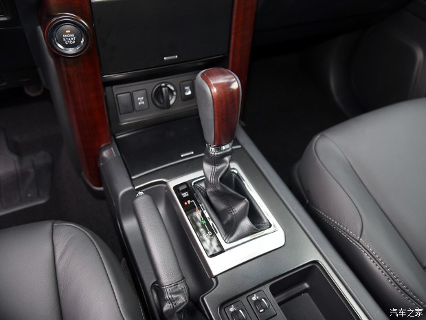 一汽豐田 普拉多 2016款 3.5L 自動(dòng)TX-L NAVI 一汽豐田 普拉多 2016款 3.5L 自動(dòng)TX-L NAVI