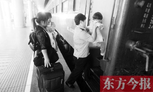 鄭州到溫州的2191/4次列車，是鄭州鐵路局最后一對綠皮車。