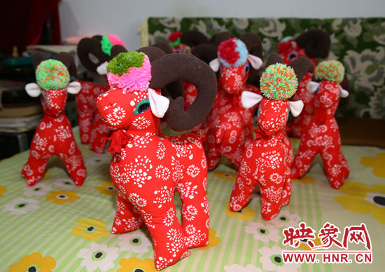 羊年來了，做一些紅紅的羊兒多喜慶