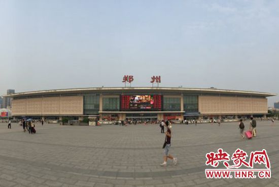 目前，鄭州前往上海、廣州等方向的火車票較為搶手。