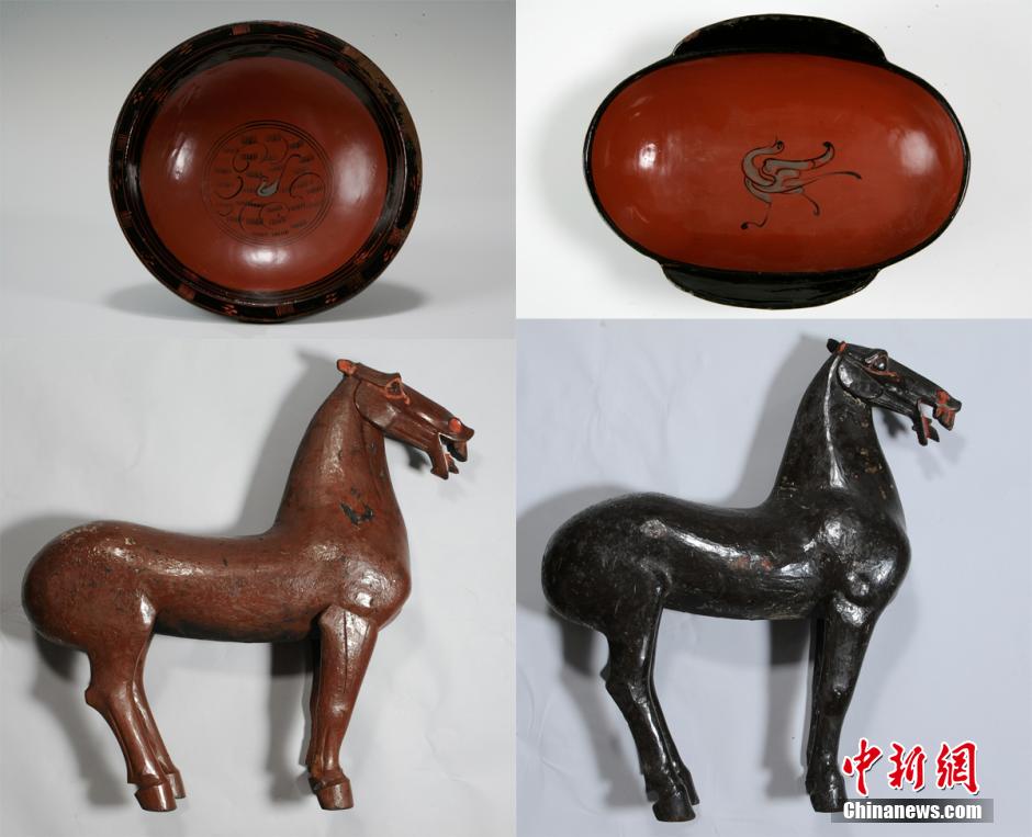 圖為出土漆器240余件，器形有耳杯、奩、幾、盤、盒、俑、馬等。