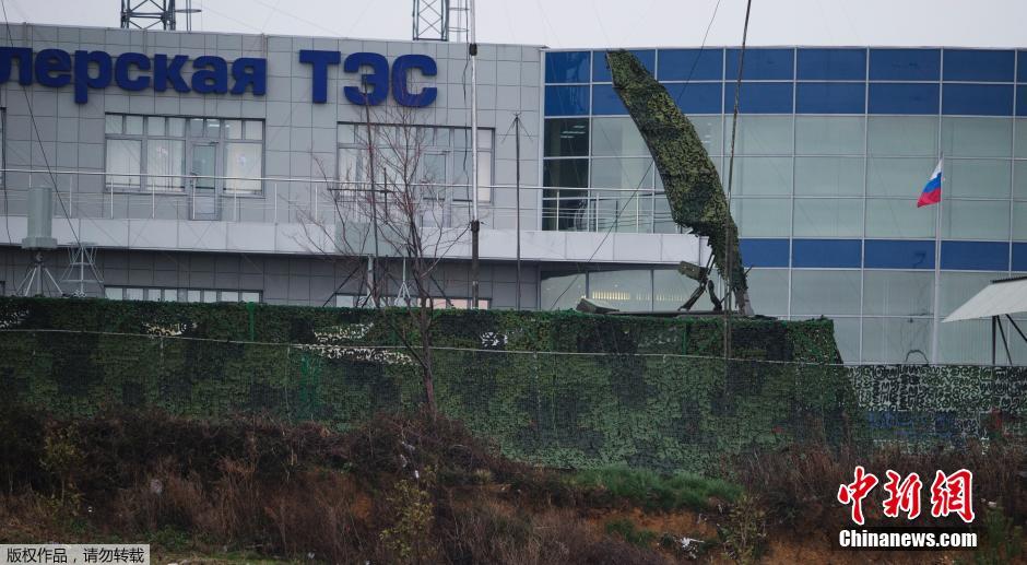 當(dāng)?shù)貢r間1月29日，俄羅斯索契，2014年索契冬奧會，俄羅斯軍方在奧林匹克公園周邊部署放空導(dǎo)彈系統(tǒng)。