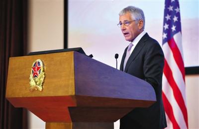 昨日下午，美國國防部長哈格爾在中國國防大學(xué)發(fā)表演講。