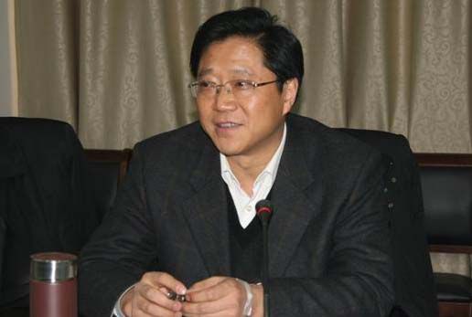 銅陵市委召開全市領(lǐng)導(dǎo)干部會議宣布安徽省委決定，提名銅陵市委副書記倪玉平為銅陵市人民政府市長候選人。