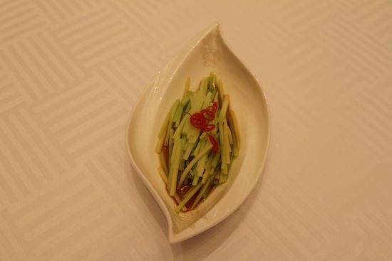 白灼翠芥蘭。 花惠生 供圖