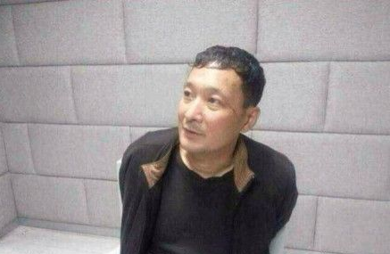 圖為在逃犯罪嫌疑人王慶新。