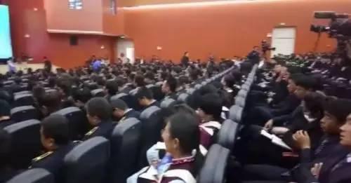 大會(huì)現(xiàn)場(chǎng)圖。來(lái)源：云報(bào)旅游全媒體