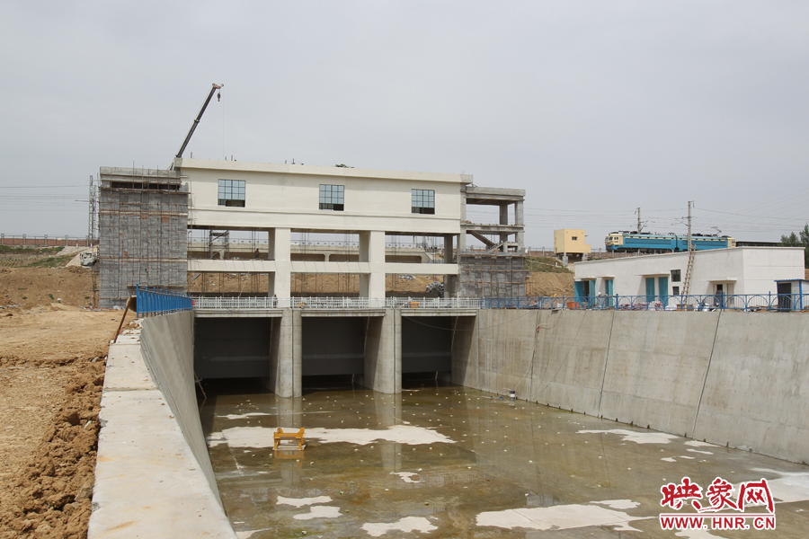 平頂山西鐵路暗渠 余培松攝