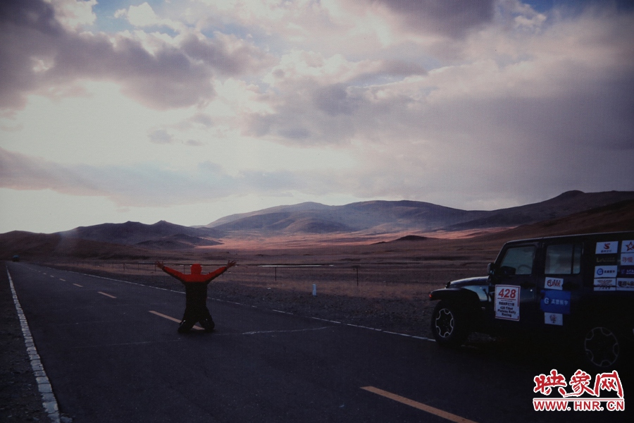 賽車的世界、更是男人的世界。圖為部分參展攝影作品。