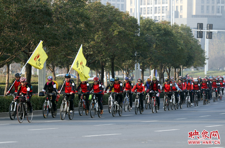 獻(xiàn)愛(ài)心、騎行天下，映象網(wǎng)騎行車(chē)友樂(lè)翻天