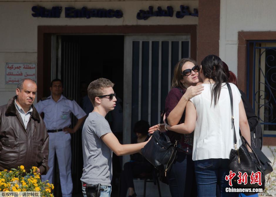 載66人埃航失聯(lián)客機(jī)墜毀 同線航班當(dāng)晚照常起飛 載66人埃航失聯(lián)客機(jī)墜毀 同線航班當(dāng)晚照常起飛