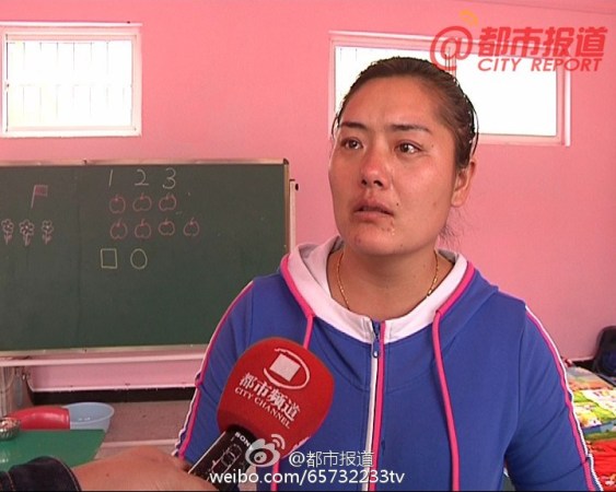 當(dāng)事老師接受采訪時表示很委屈。