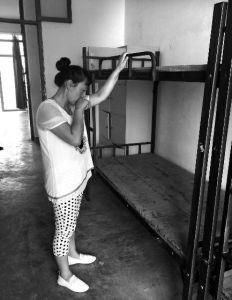 少年軍訓(xùn)疑中暑猝死 教育局長：不懂“高溫預(yù)警”