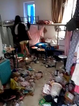 這個學(xué)校的男生宿舍火了！女同學(xué)都喊著要嫁