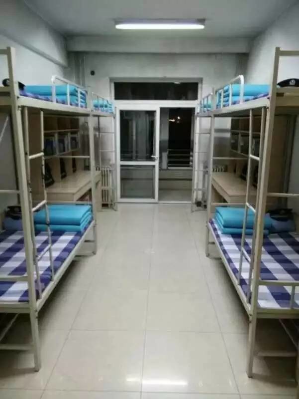 這個學(xué)校的男生宿舍火了！女同學(xué)都喊著要嫁