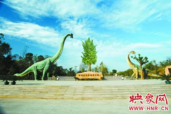 美不勝收 爬山、游園、賞奇觀（組圖）