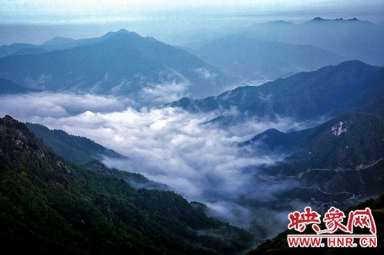 美不勝收 爬山、游園、賞奇觀（組圖）