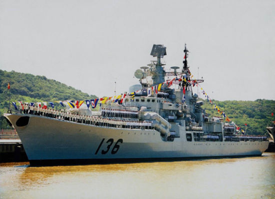 資料圖:東海艦隊(duì)的杭州號(hào)驅(qū)逐艦。 資料圖:東海艦隊(duì)的杭州號(hào)驅(qū)逐艦。