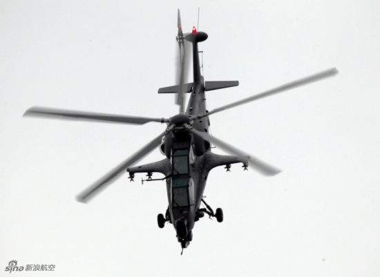 資料圖：在珠海航展上亮相的武直-10攻擊直升機。