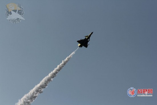 殲-10B戰(zhàn)機最美試飛照 殲-10B戰(zhàn)機最美試飛照