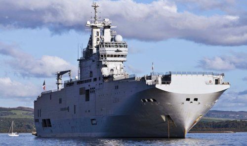 俄羅斯向法國購買西北風級兩棲攻擊艦。