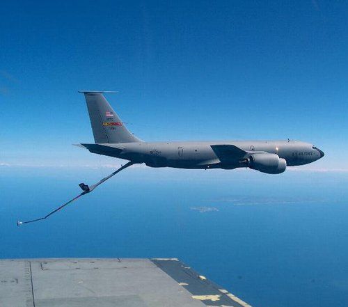 　資料圖：美軍KC-135加油機(jī)。