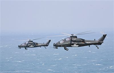 武直十機群海上突防現(xiàn)場圖