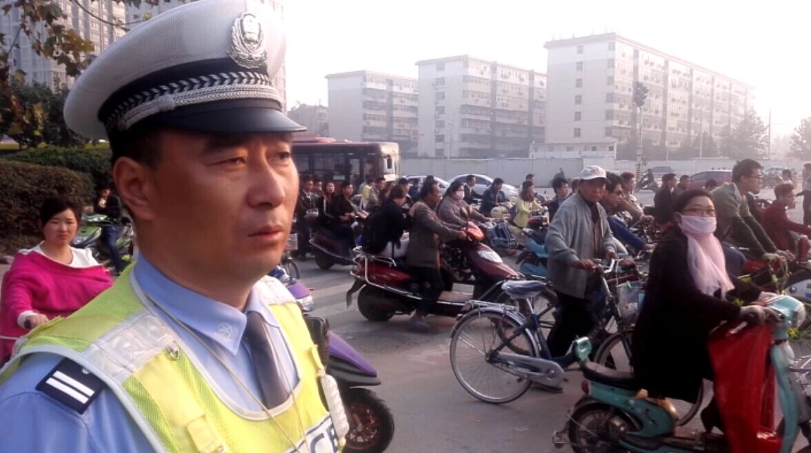 上班表情：1逗2羞3怕 你是哪個(gè)？